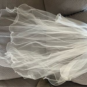 Elegant Sheer White Veil